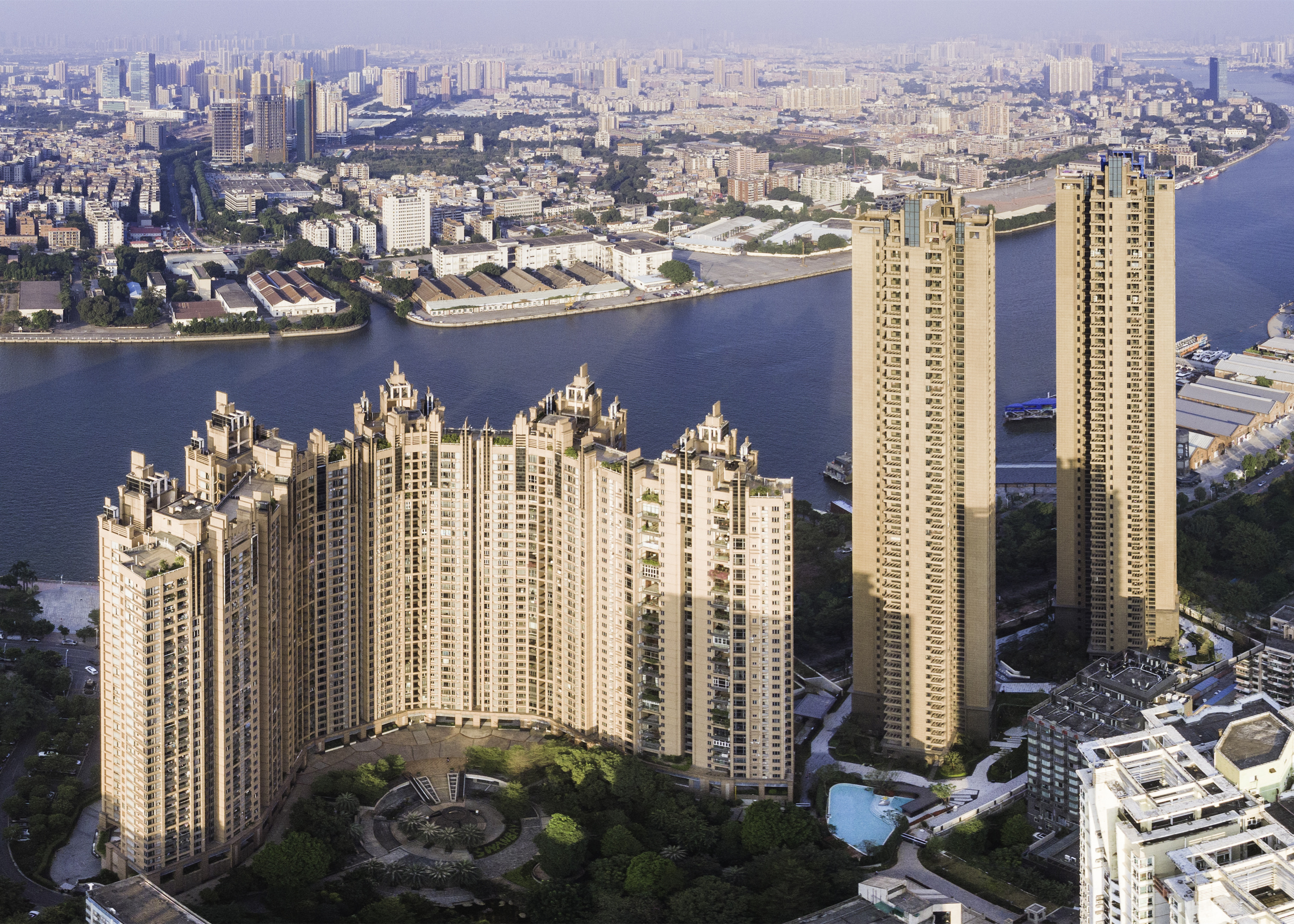 世茂集团前10月销售2312亿元，完成全年目标的77%